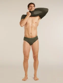 150 Anatomica Briefs