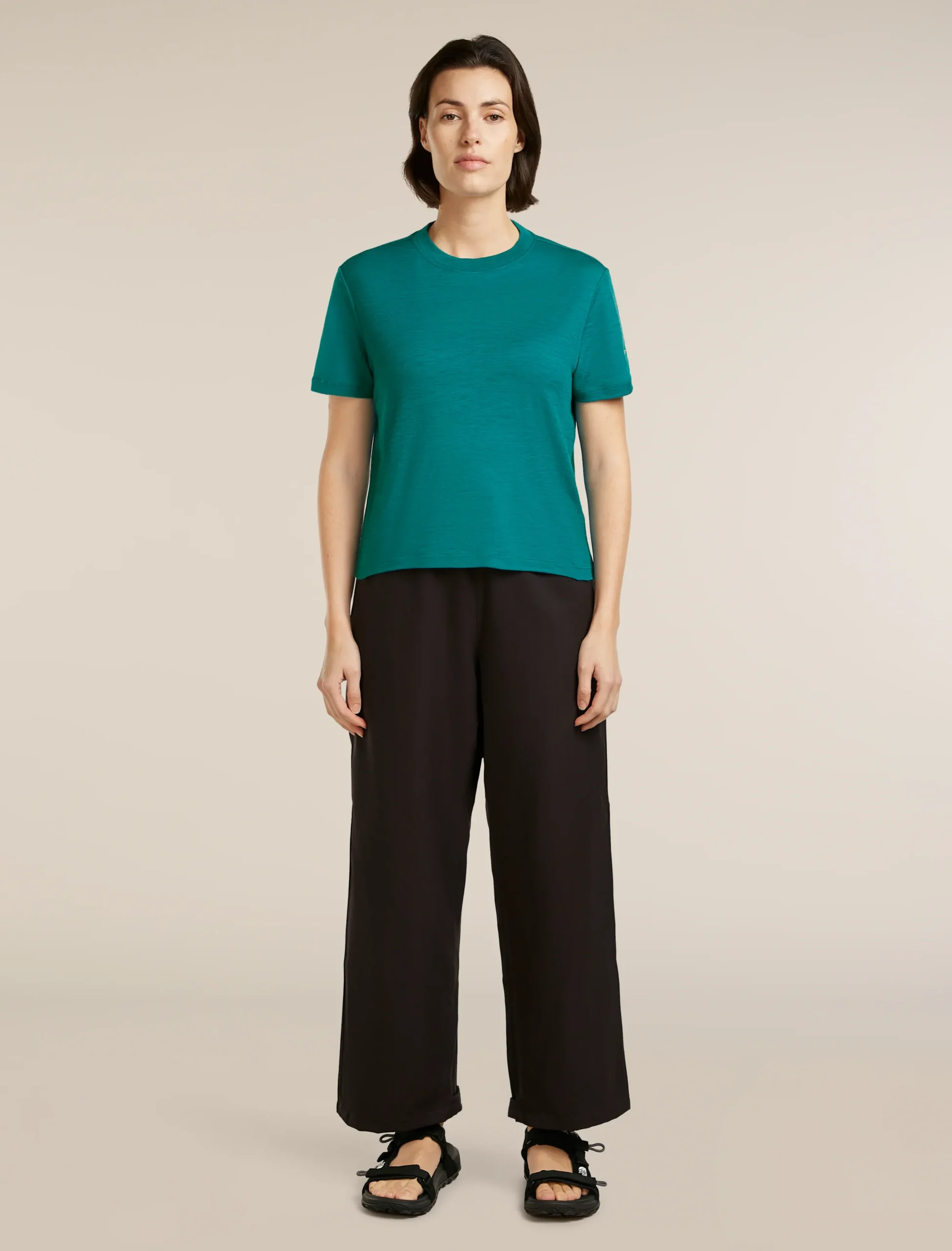 150 Tech Lite Crop T-Shirt