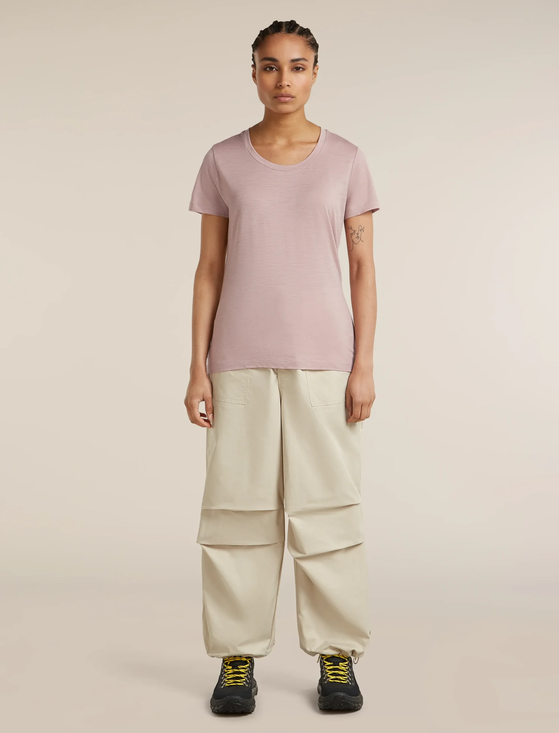 150 Tech Lite T-Shirt mit U-Ausschnitt