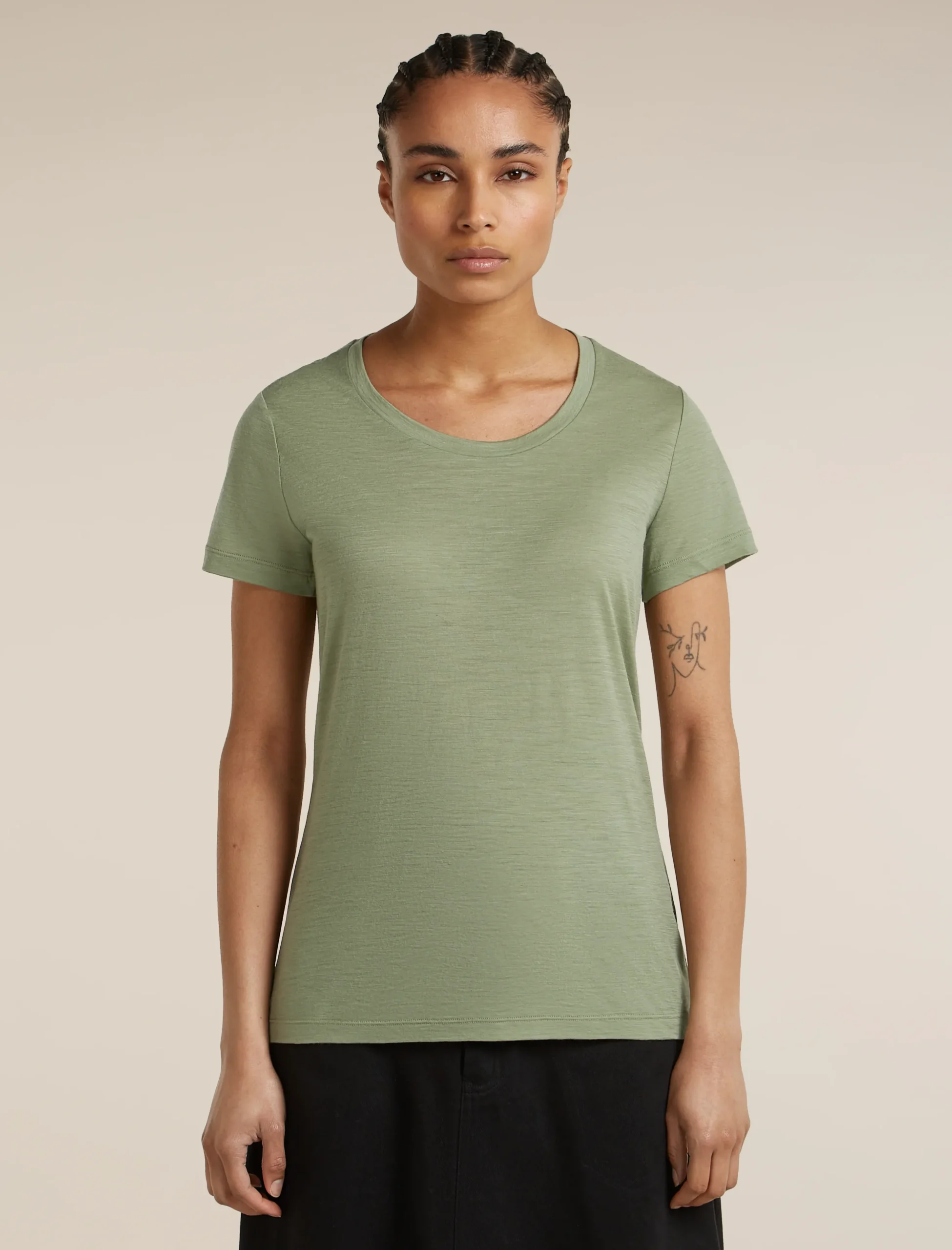 150 Tech Lite T-Shirt mit U-Ausschnitt