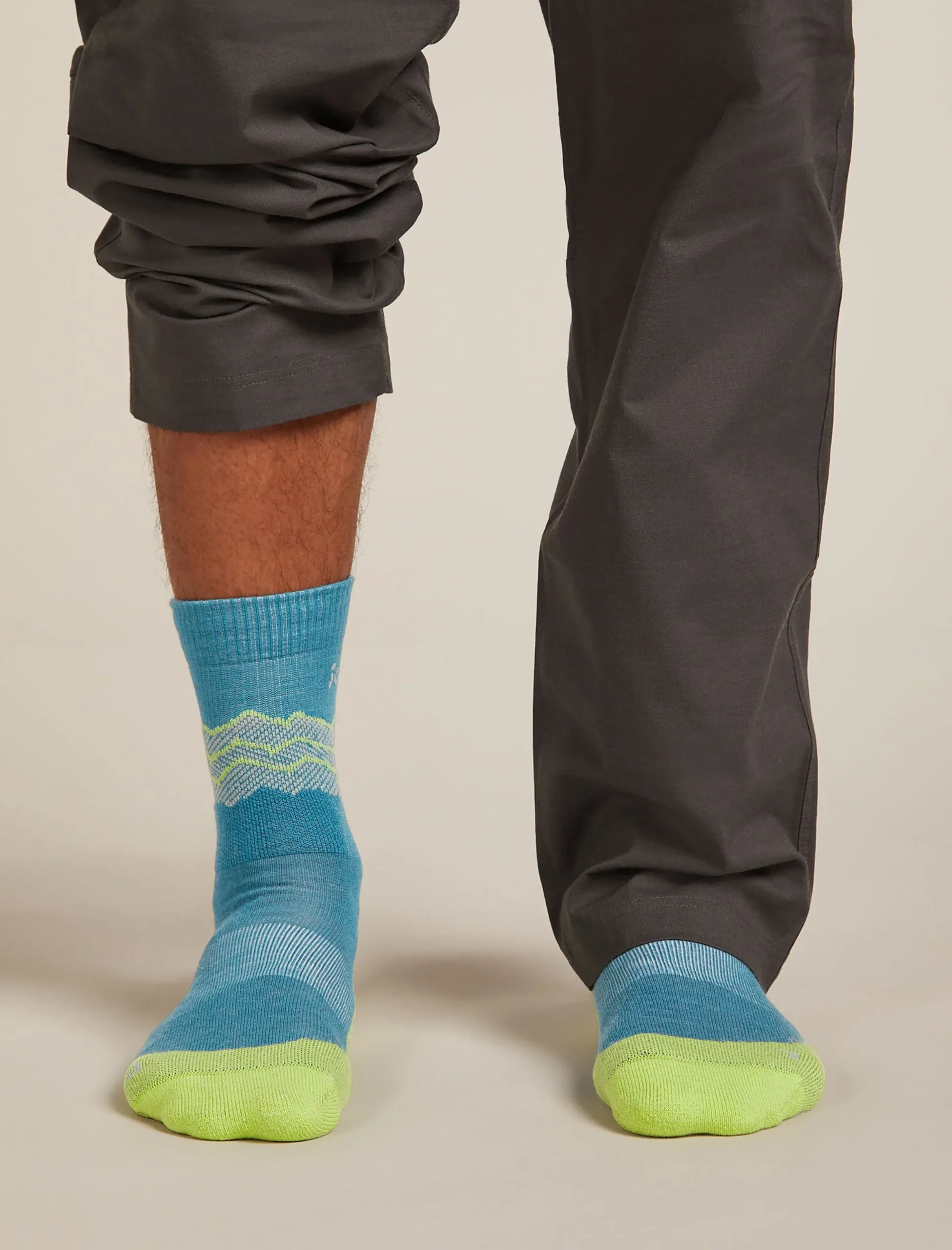 Men Hike+ Crew-Socken Across the Peaks